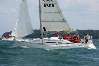 Bareback yacht charters in the Solent