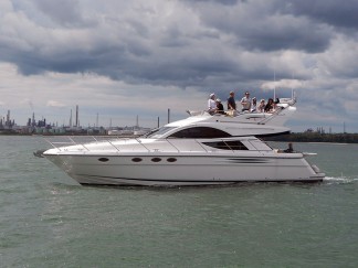 Fairline Phantom 48 for VIP corporate hospitality on the South coast